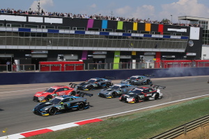 Paul Di Resta fährt als Achter erneut in die Top-10 Paul Di Resta fährt als Achter erneut in die Top-10