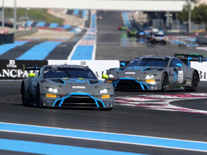 Beide Aston Martin Vantage V8 GT3 von R-Motorsport fuhren in die Top-10